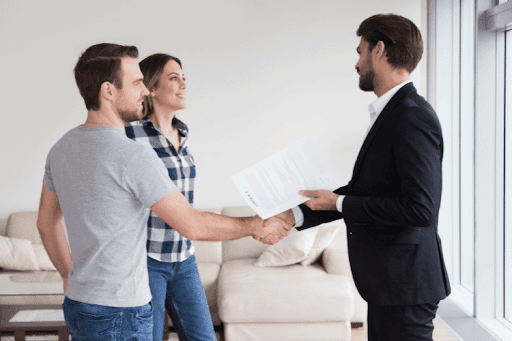 can a tenant request a new property manager